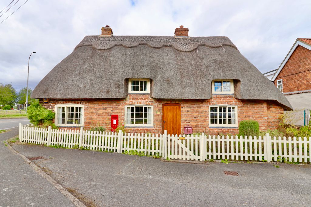 Property photo 1 of 26