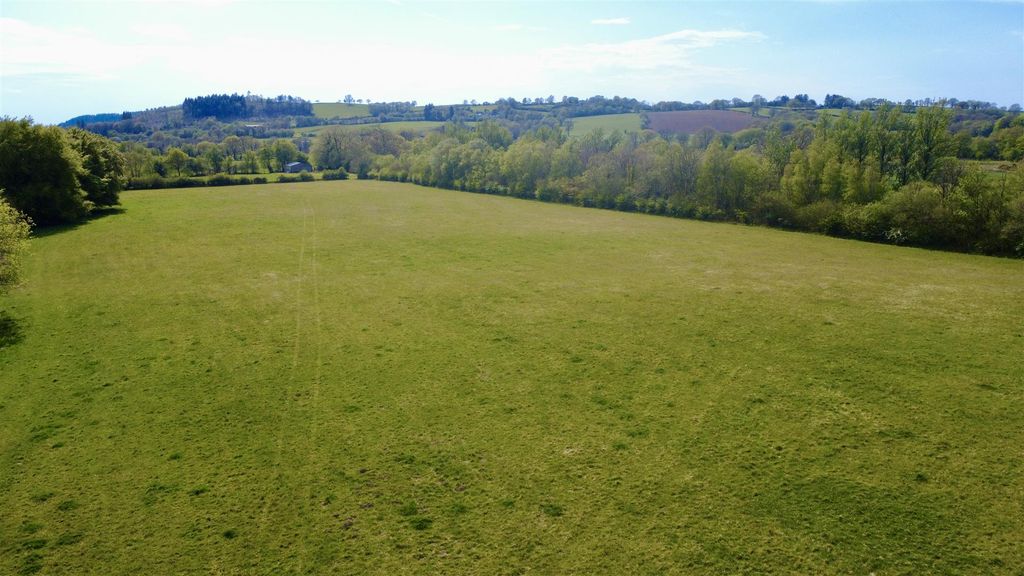 Property photo 3 of 12 Dji_Fly_20260430_155442_582_1777560893430_Photo_Op