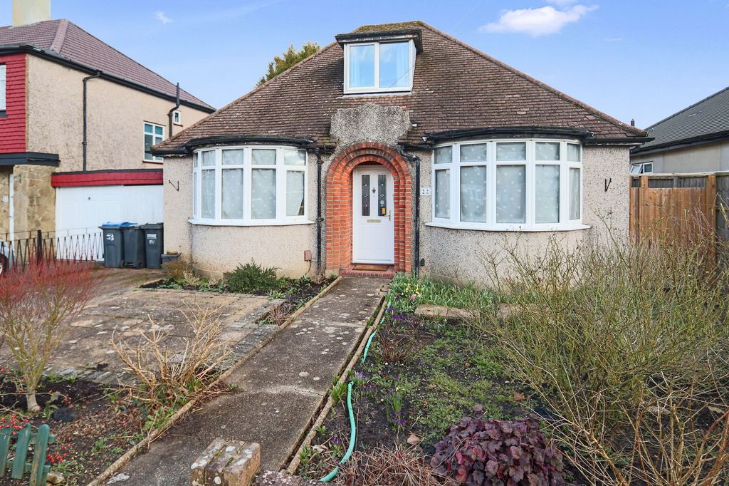Property photo 2 of 12