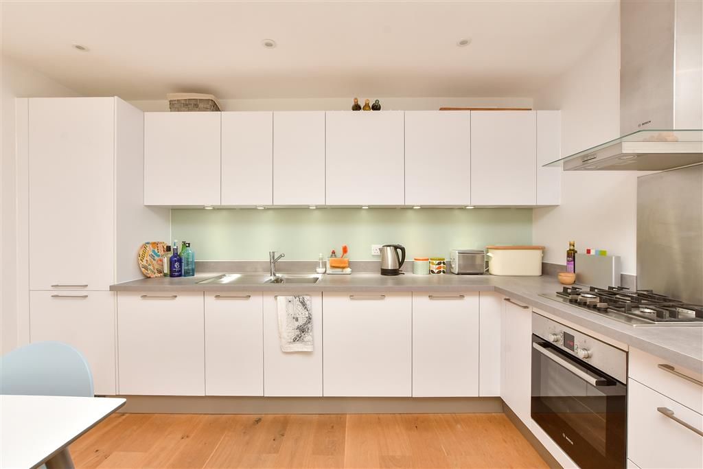 Property photo 1 of 11 Kitchen/Diner/Lounge