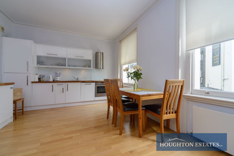 Property photo 3 of 7 Photo 14