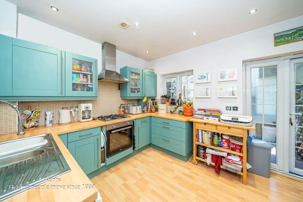 Property photo 2 of 27 Webbs-19.Jpg