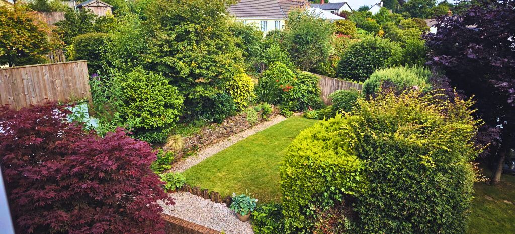 Property photo 3 of 38 Garden 1