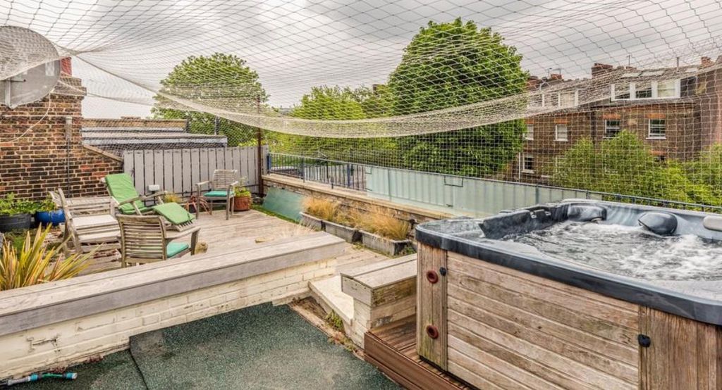 Property photo 3 of 17 Terrace.Jpg