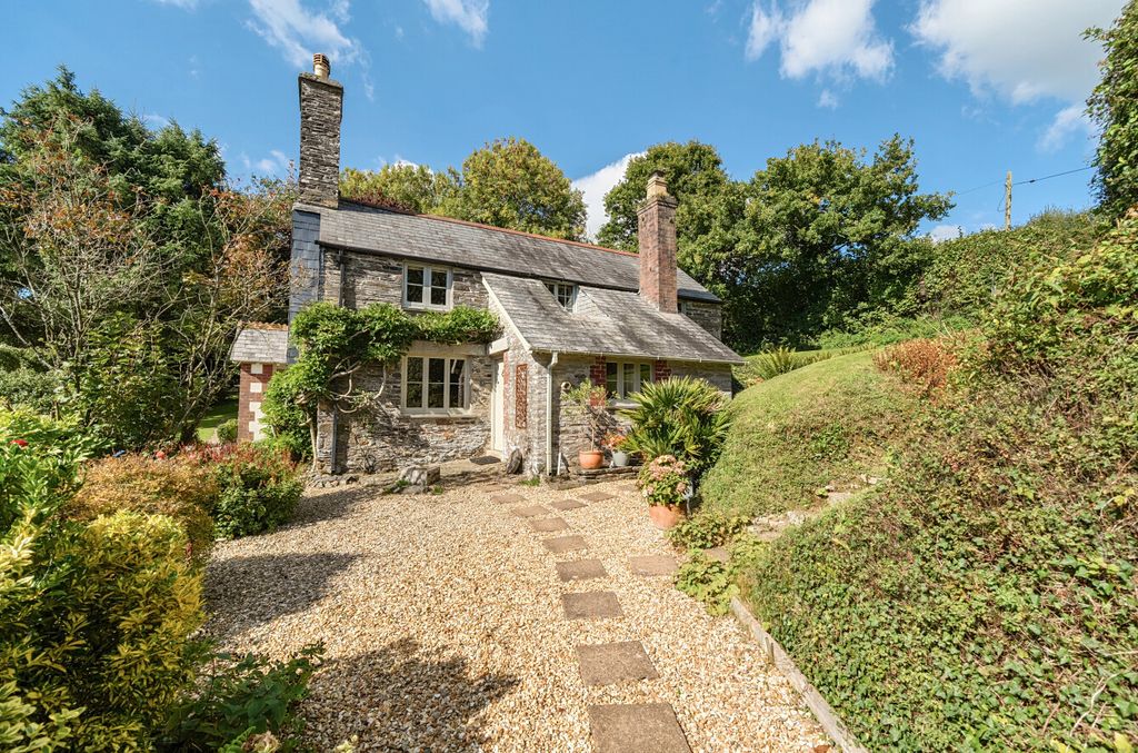 Property photo 1 of 22 External