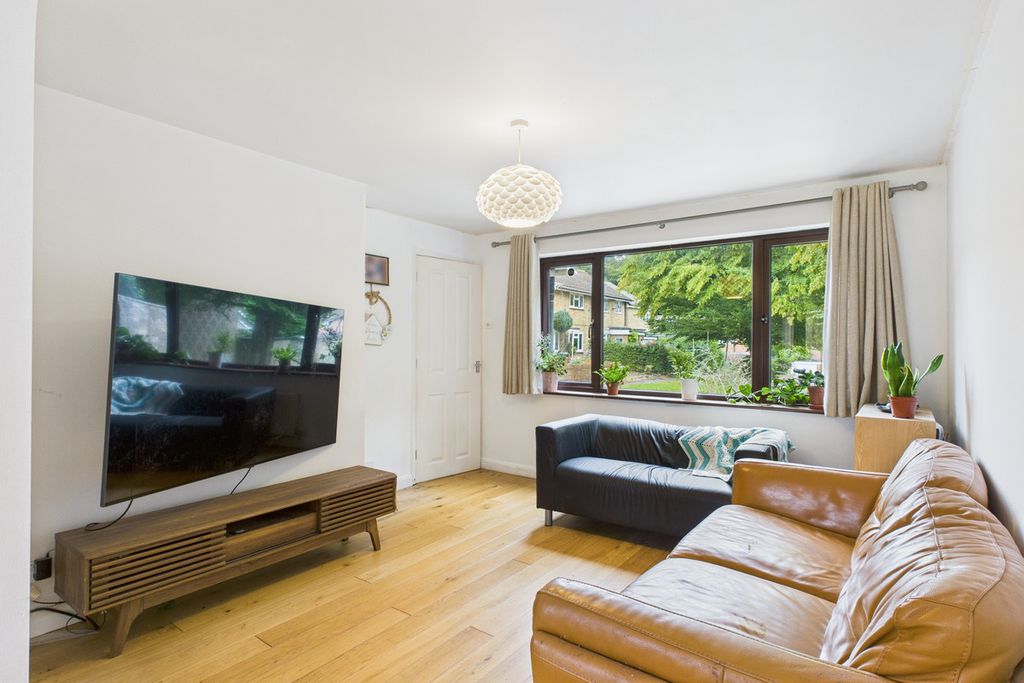 Property photo 3 of 17