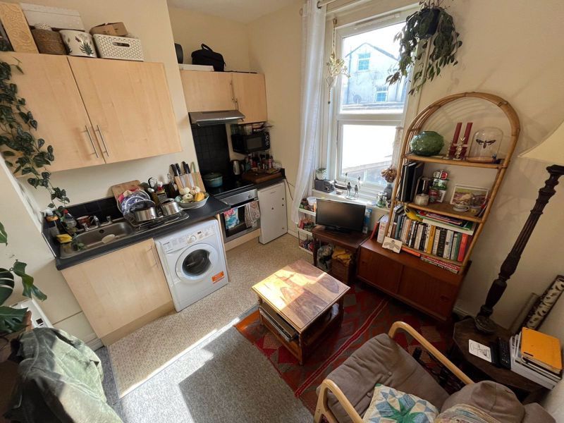 Property photo 2 of 10 Photo 4