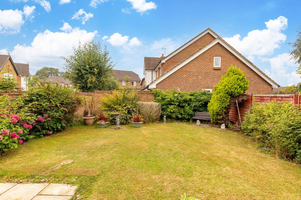 Property photo 3 of 23