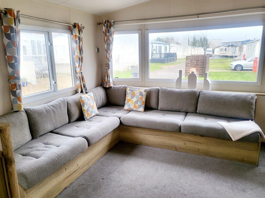 Property photo 1 of 6 Ren0017943 - Static Caravan