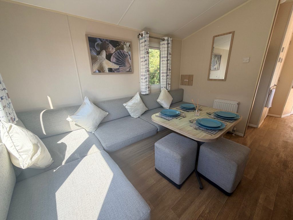 Property photo 3 of 10 Willerby Mistral 2016 Vs637168 146662681.Jpeg