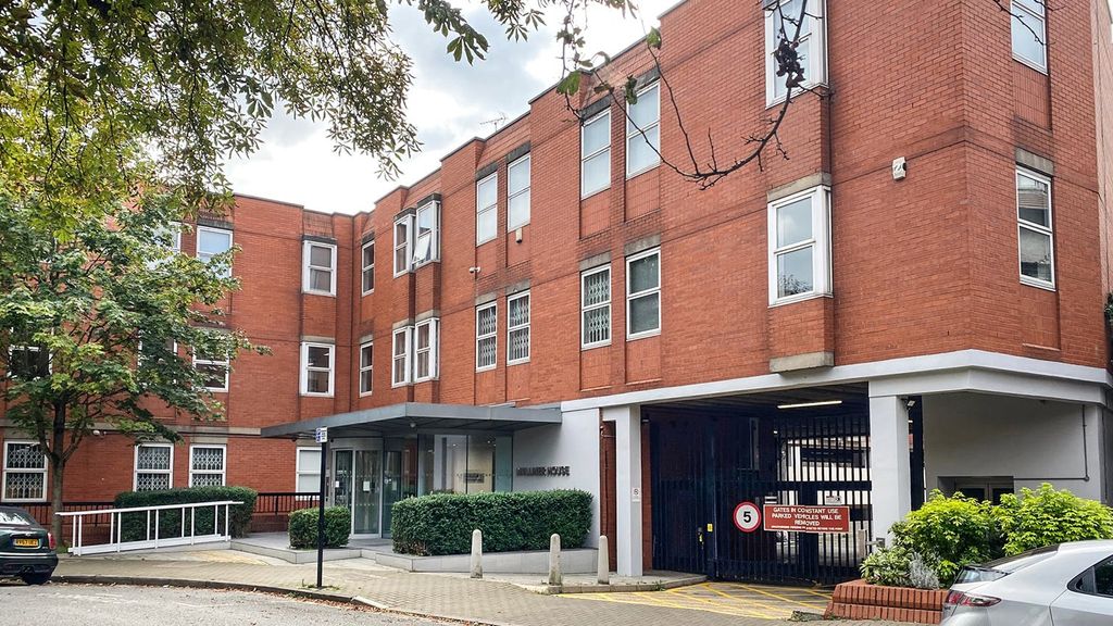 Property photo 1 of 4 Muliner House Flanders Rd Chiswick W4 Office West London E2 2.Jpg
