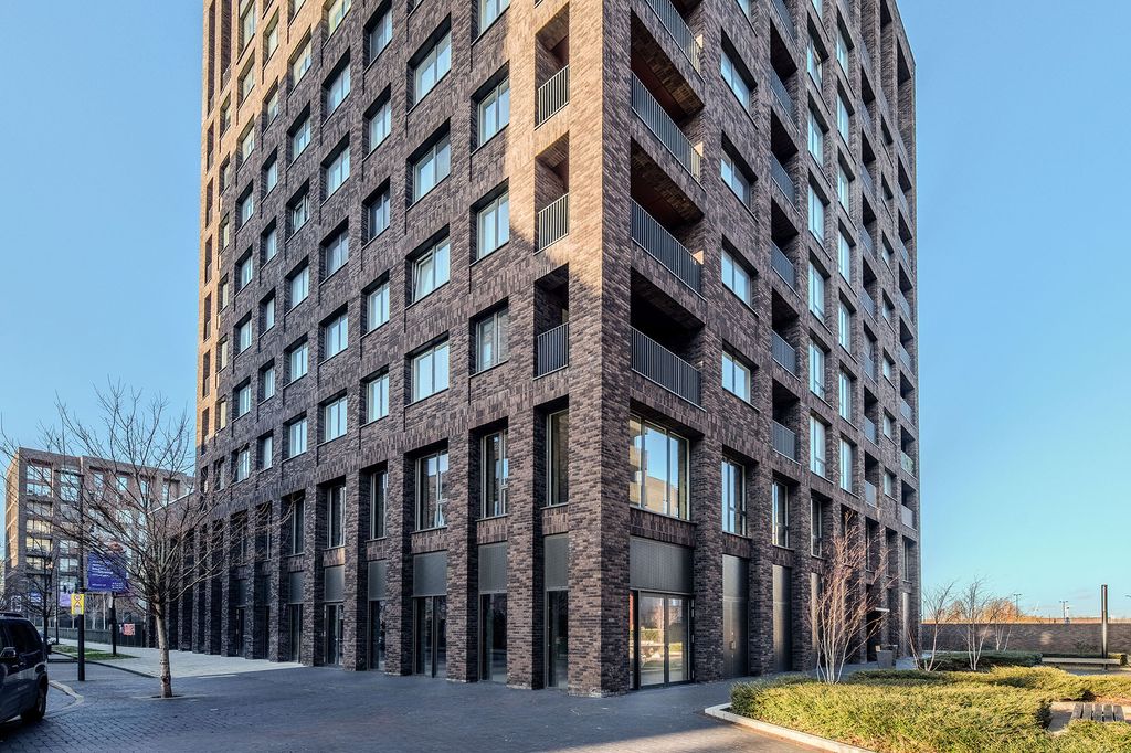 Property photo 1 of 3