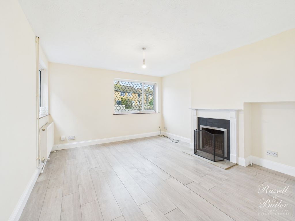 Property photo 3 of 13 Cam02127G0-Pr0368-Still007