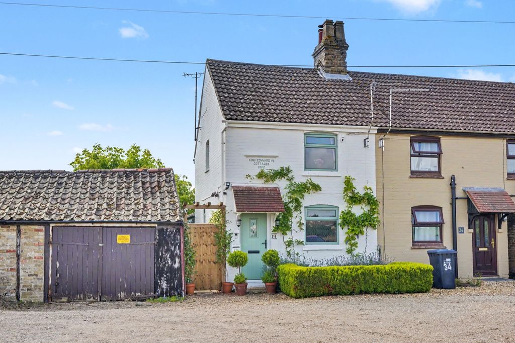 Property photo 1 of 18