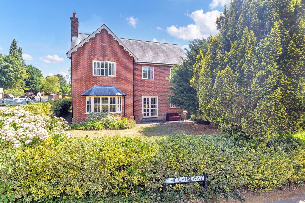 Property photo 1 of 35