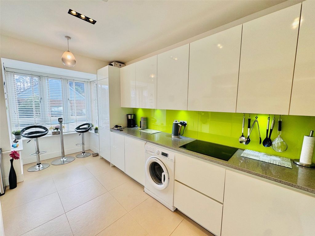 Property photo 2 of 15 Picture No. 03