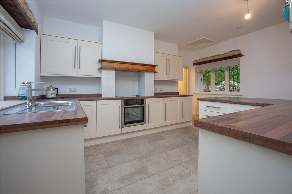 Property photo 3 of 25 Picture No. 44