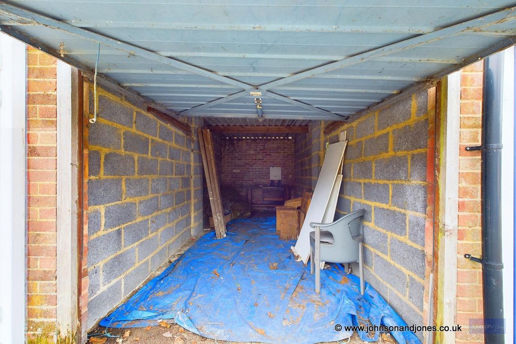 Property photo 2 of 5 2 Internal.Jpg