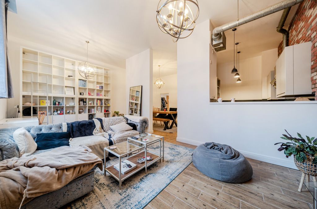 Property photo 2 of 20 1528568-2-1A10c41...