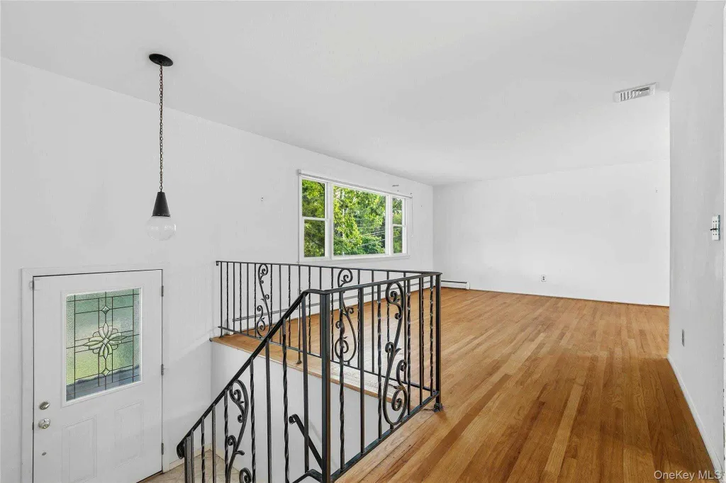 Property photo 2 of 30 <Alttext/>