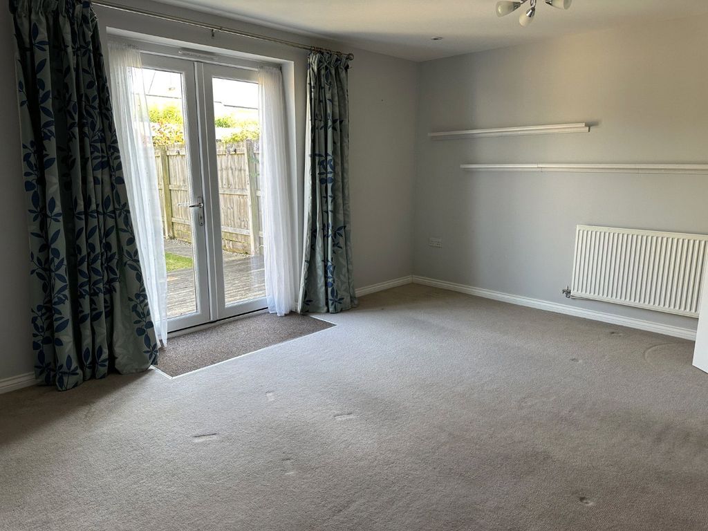 Property photo 3 of 16 Picture No. 32