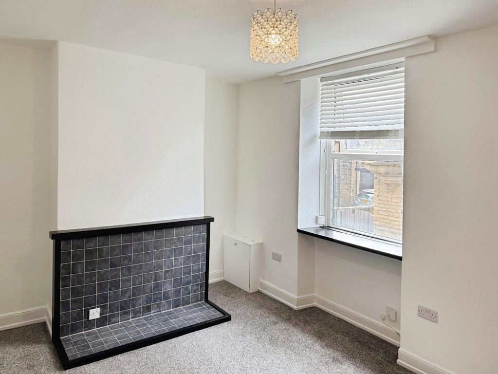 Property photo 1 of 8 Pbox-Img.Jpg