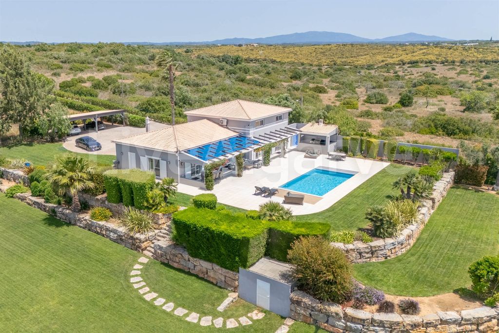 Property photo 1 of 65 Luxury | Classy T3+2 Villa For Sale In Barão São João - Lagos