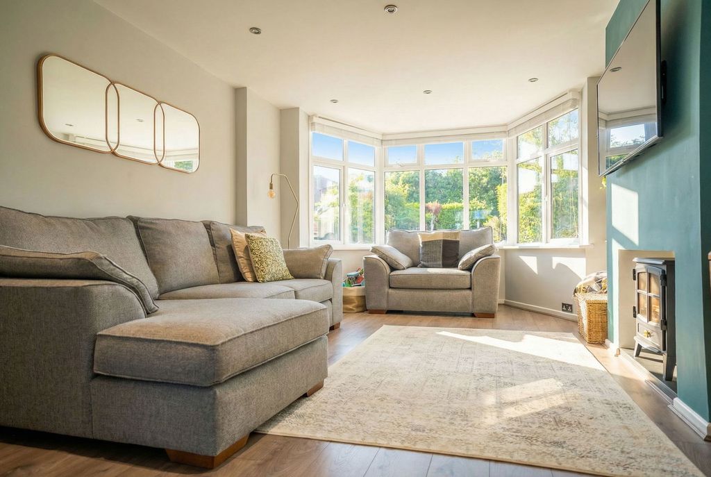 Property photo 2 of 24