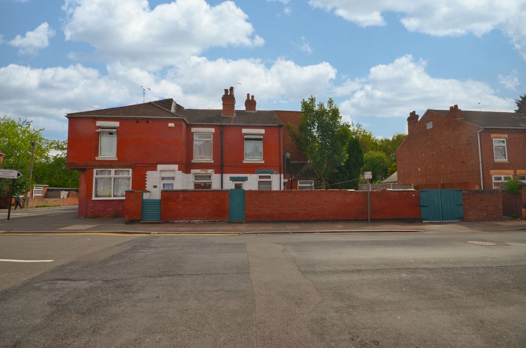 Property photo 1 of 11
