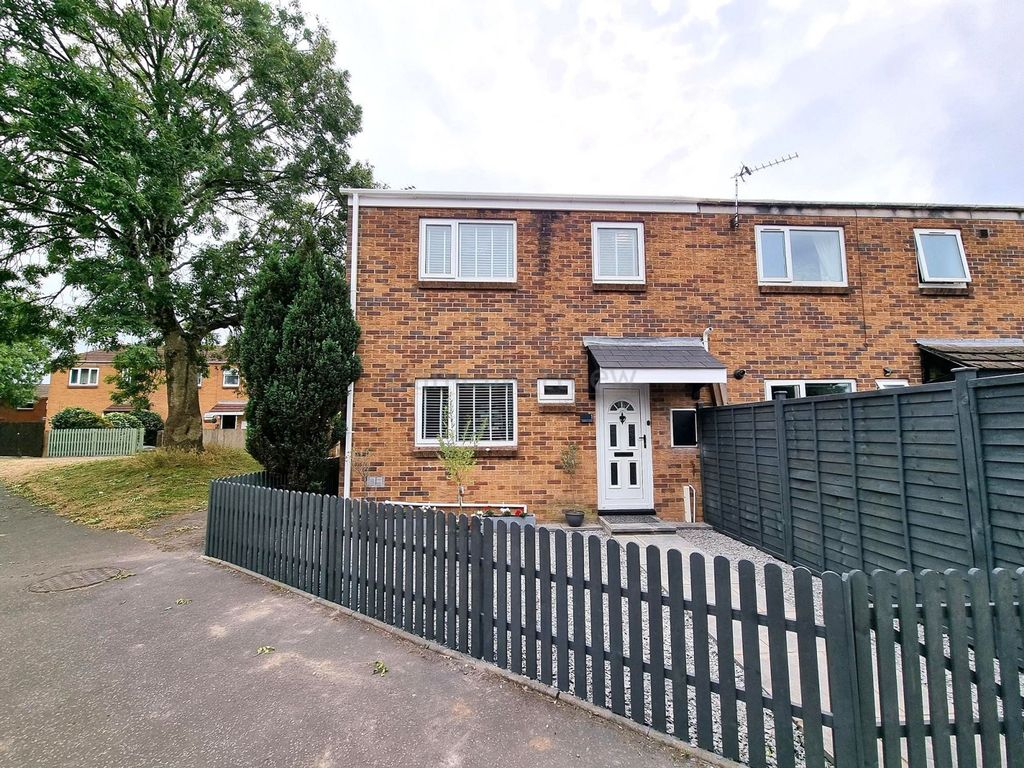 Property photo 1 of 17 Main Photo