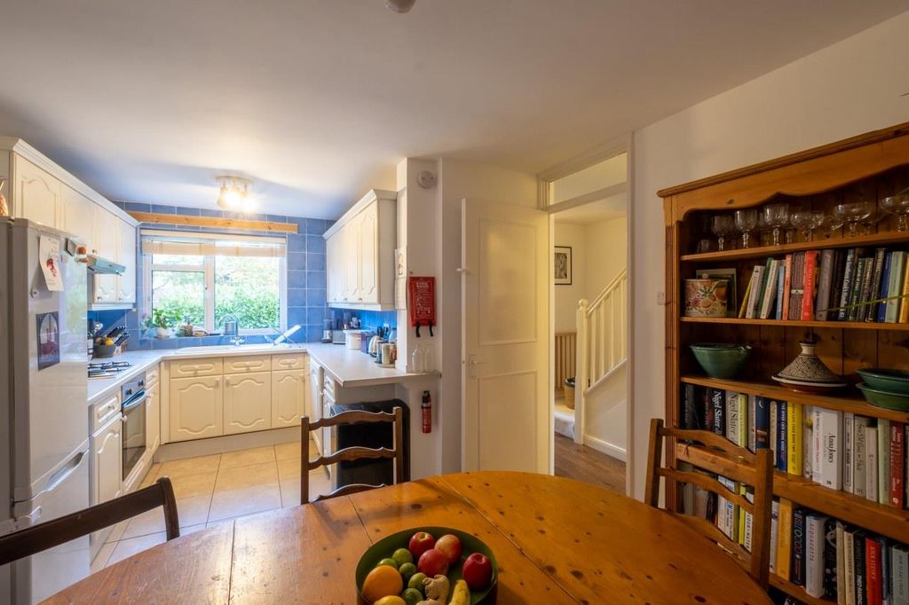 Property photo 3 of 10 031603370234663.Jpg