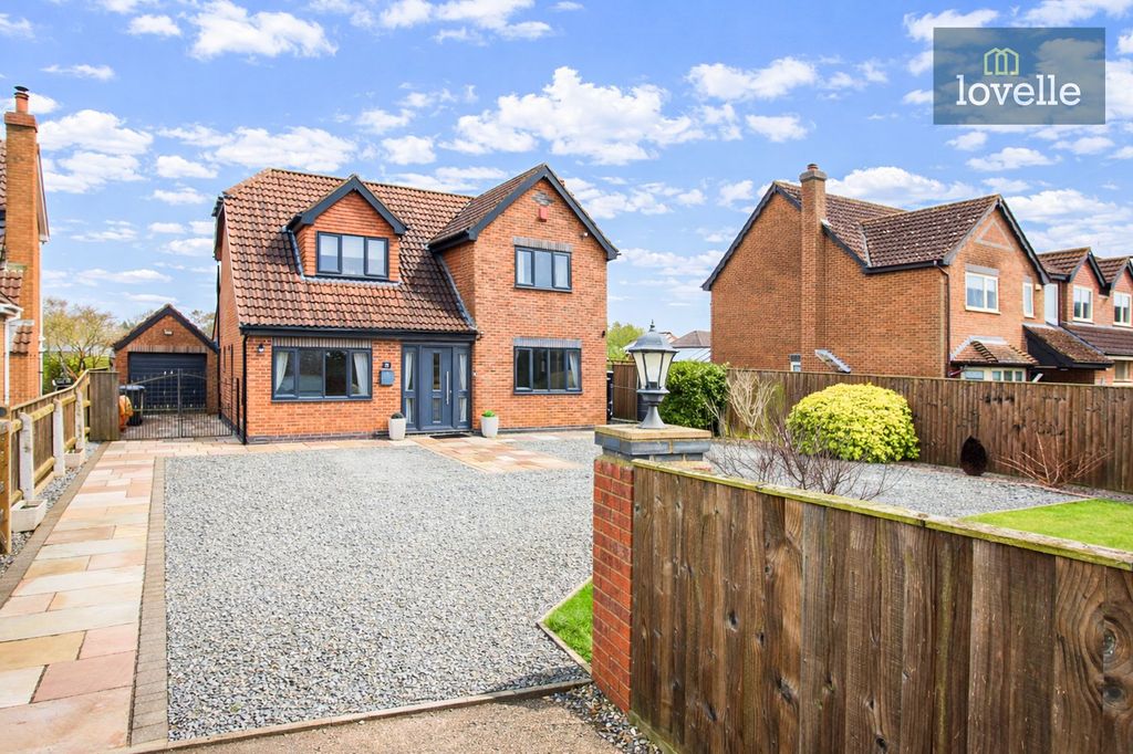 Property photo 1 of 29