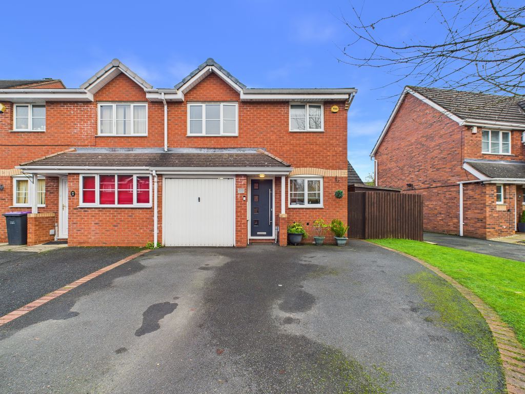 Property photo 1 of 16 Photo 15