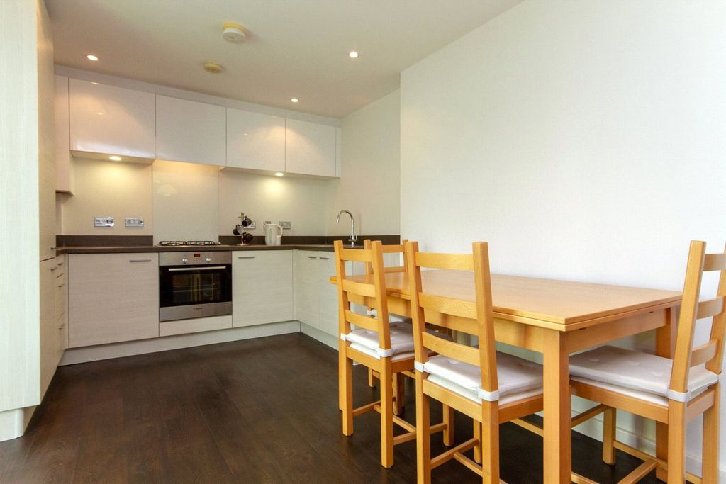 Property photo 3 of 11 Picture No. 07