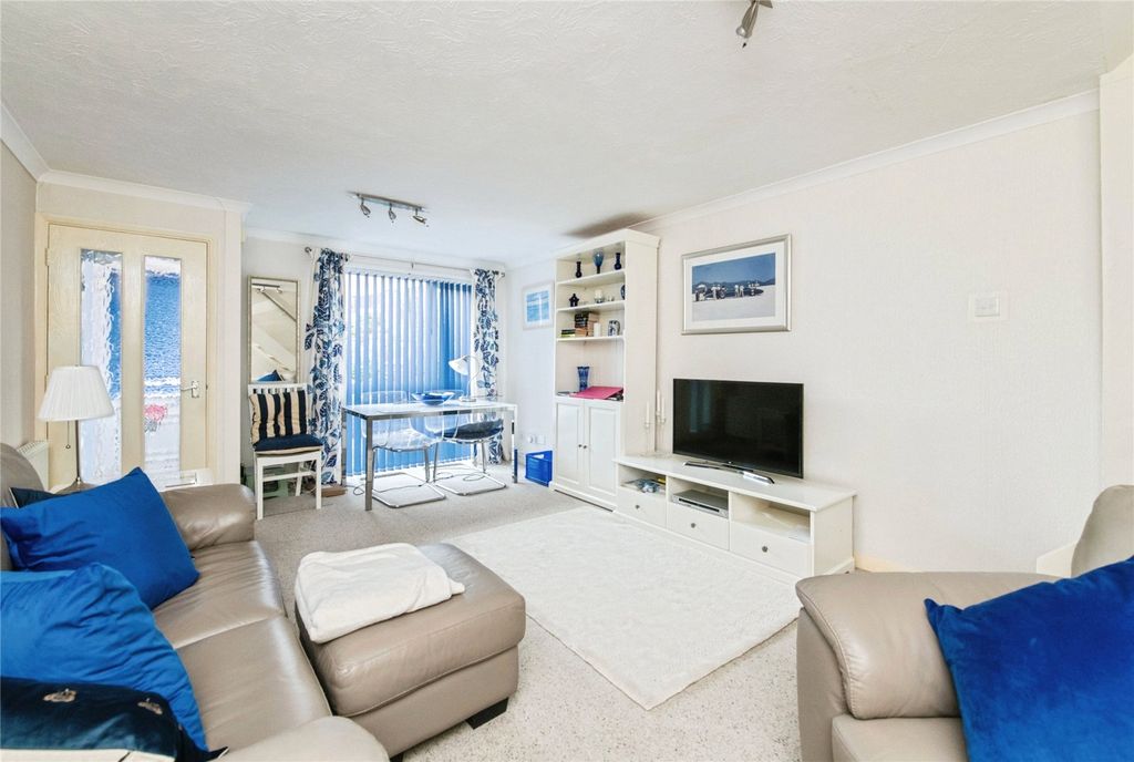 Property photo 2 of 14 Picture No. 04