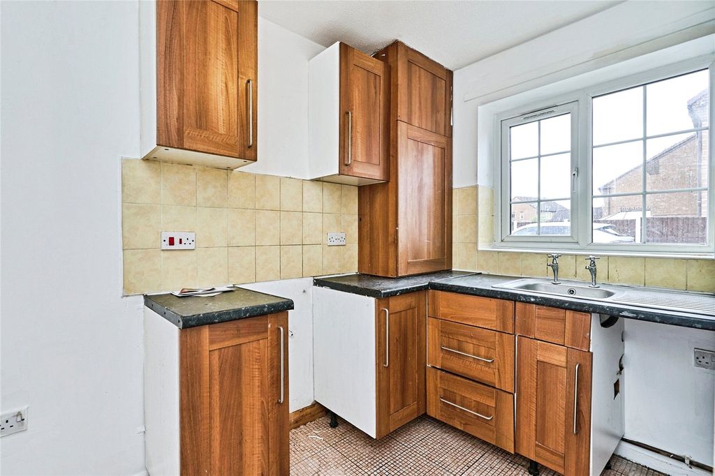 Property photo 3 of 17 Picture No. 35