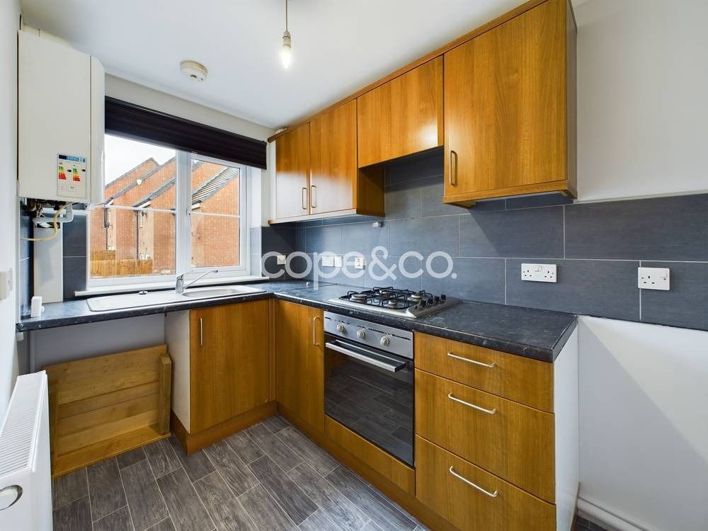 Property photo 2 of 6 2827434