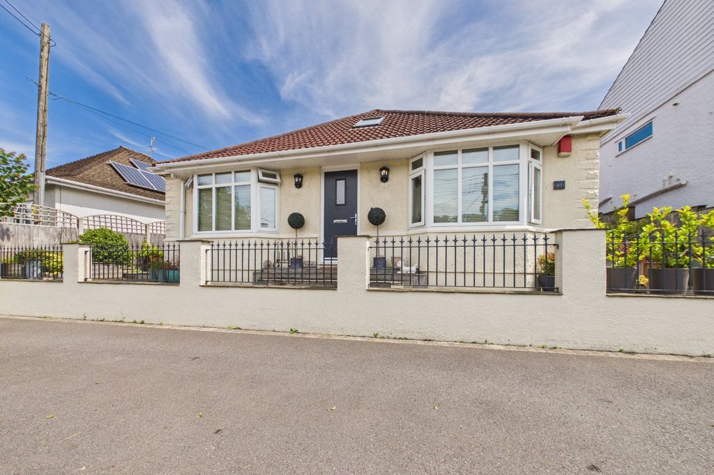 Property photo 1 of 14 Front