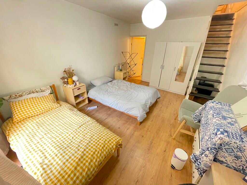 Property photo 3 of 6