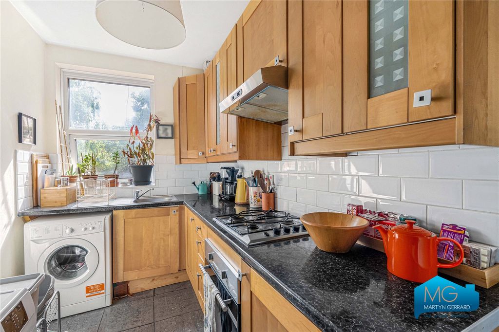 Property photo 3 of 13 Picture No. 20