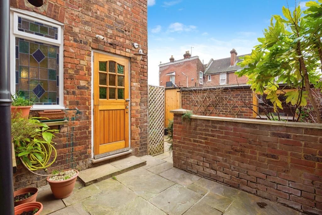 Property photo 2 of 14