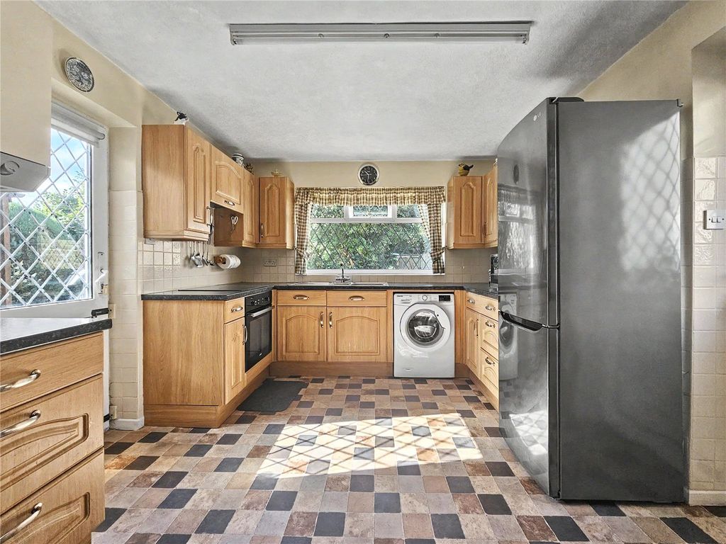 Property photo 3 of 18 Picture No. 10
