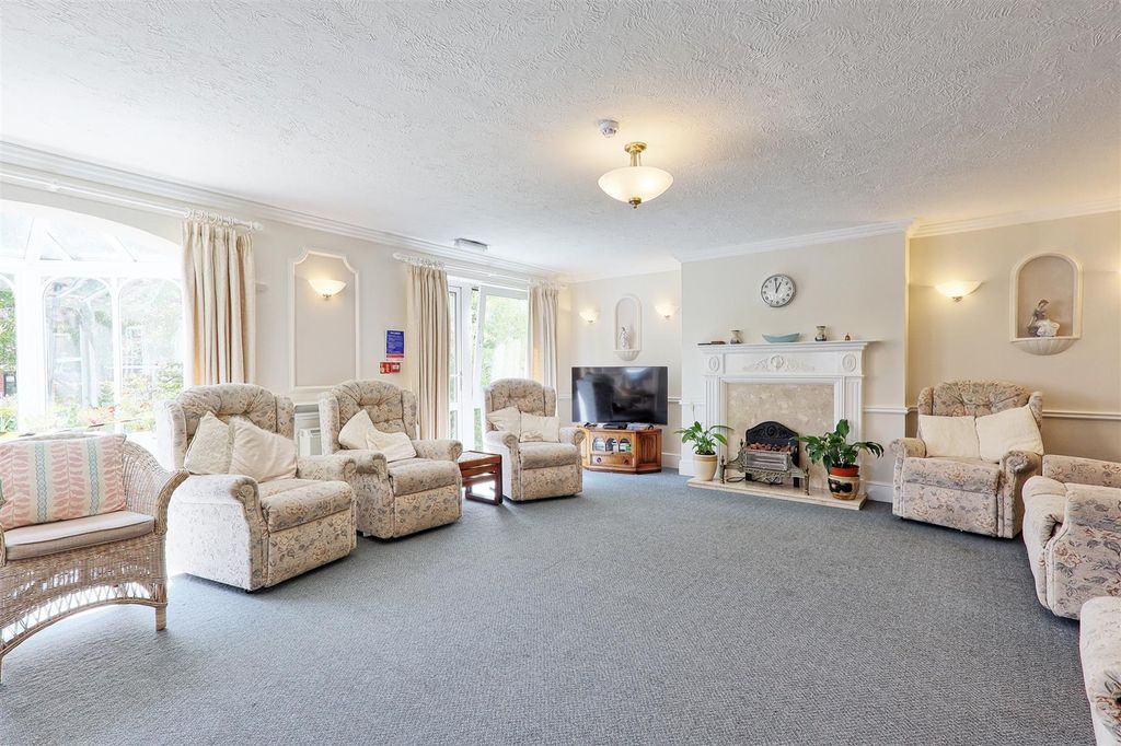 Property photo 3 of 5 Img_9456_7_8_Easyhdr-Interior3.Jpg