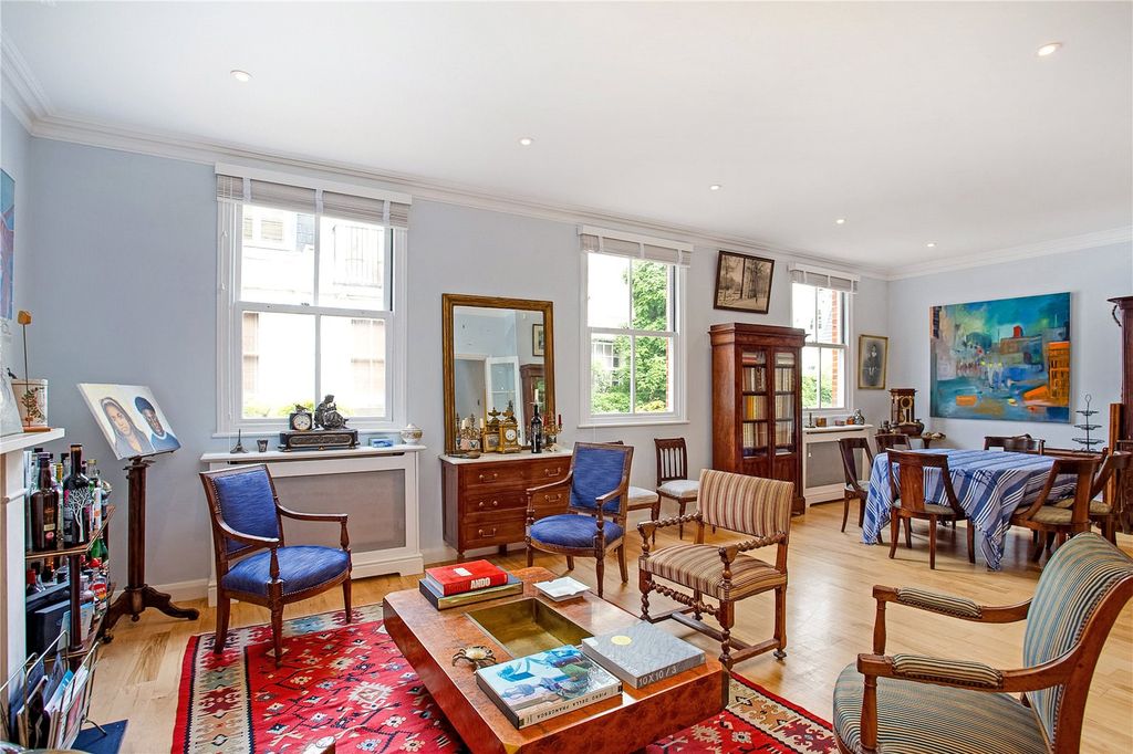 Property photo 2 of 8 Reception Room