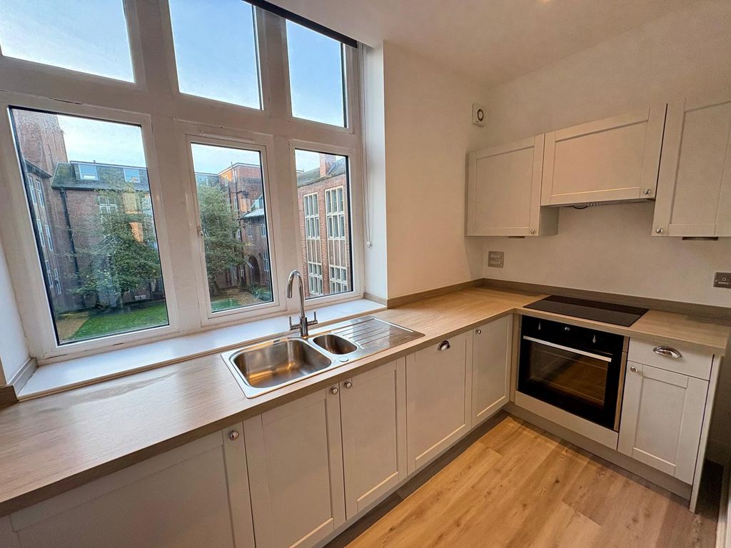 Property photo 2 of 10 Image