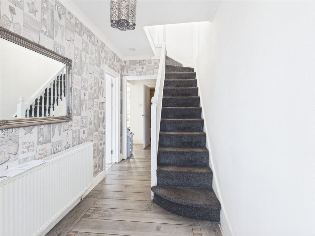 Property photo 2 of 23 Picture No. 02