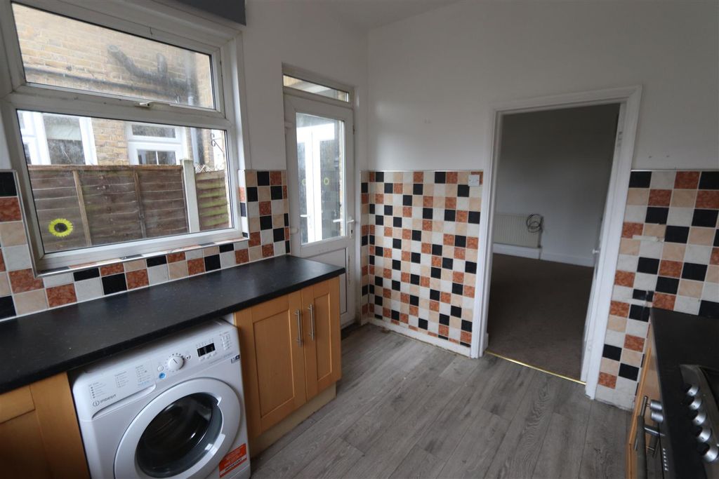 Property photo 3 of 13 Img_2687.Jpg