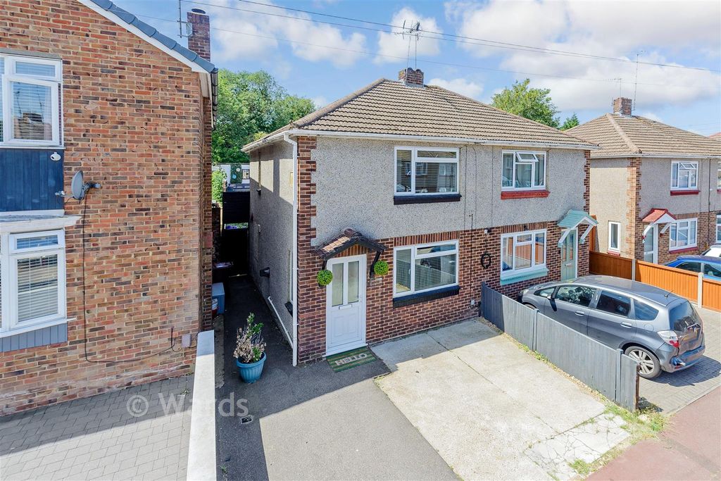Property photo 1 of 11 External Web