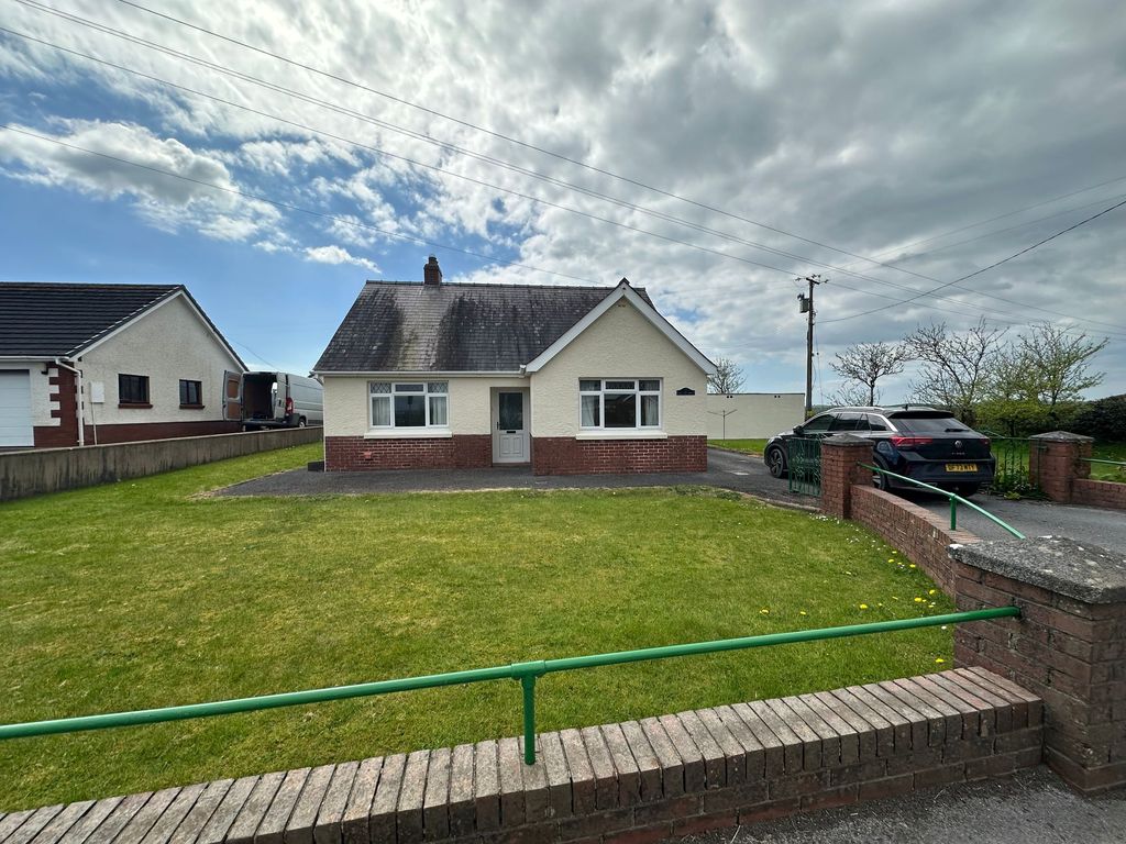Property photo 1 of 25