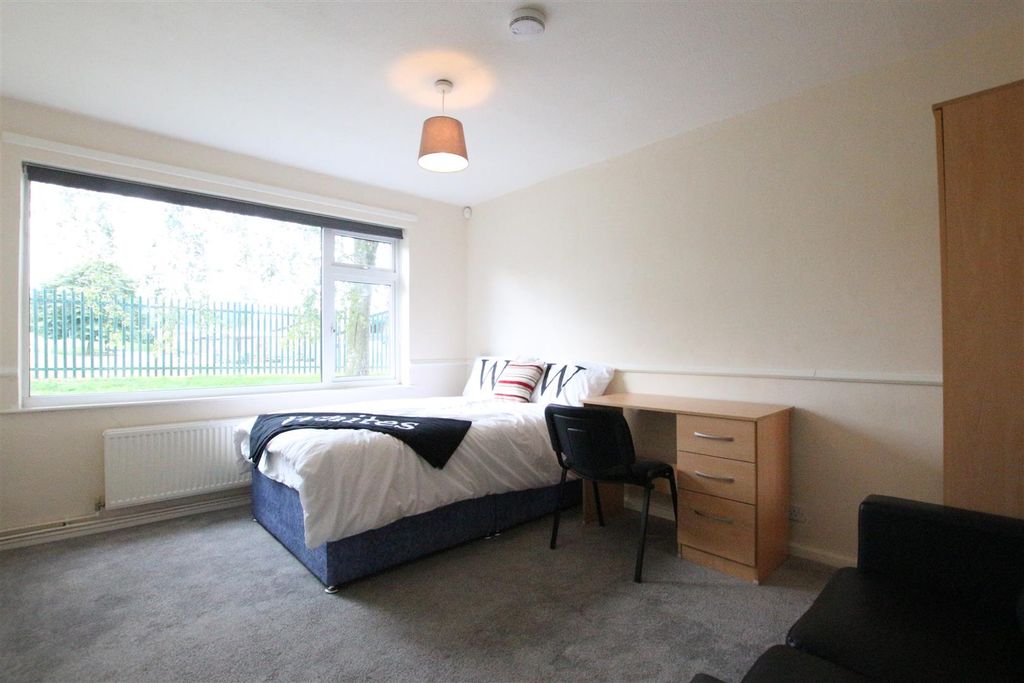 Property photo 2 of 7 Img_8628.Jpg